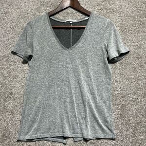 Bella Luxx Woman’s Grey Short Sleeve T Shirt Size XS *flaw
